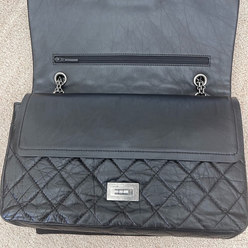 *NOT FOR SALE* CHANEL 2.55 black aged calfskin double flap bag 227 Excelllent! - Picture 6 of 11